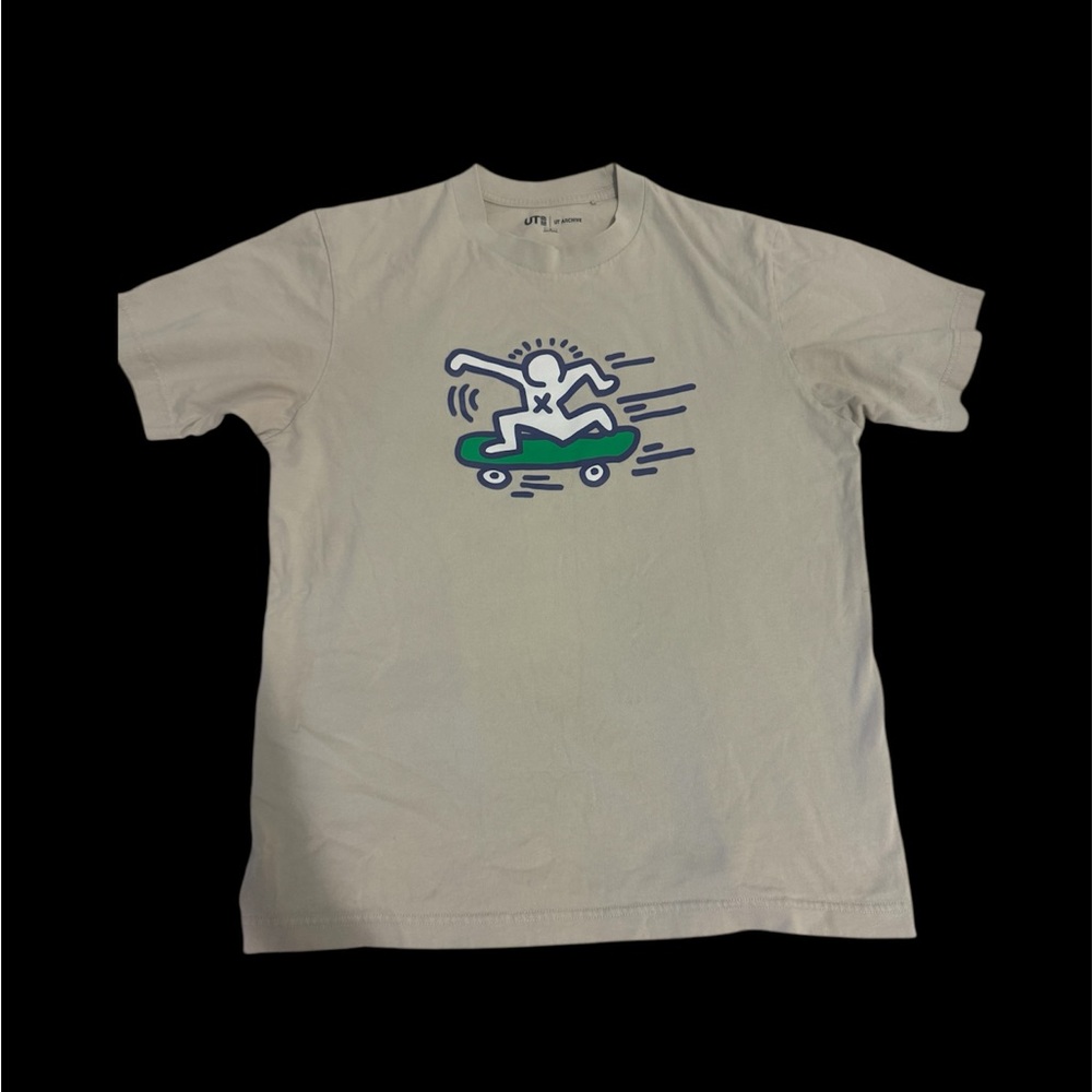 Uniqlo Cream Graphic T-Shirt